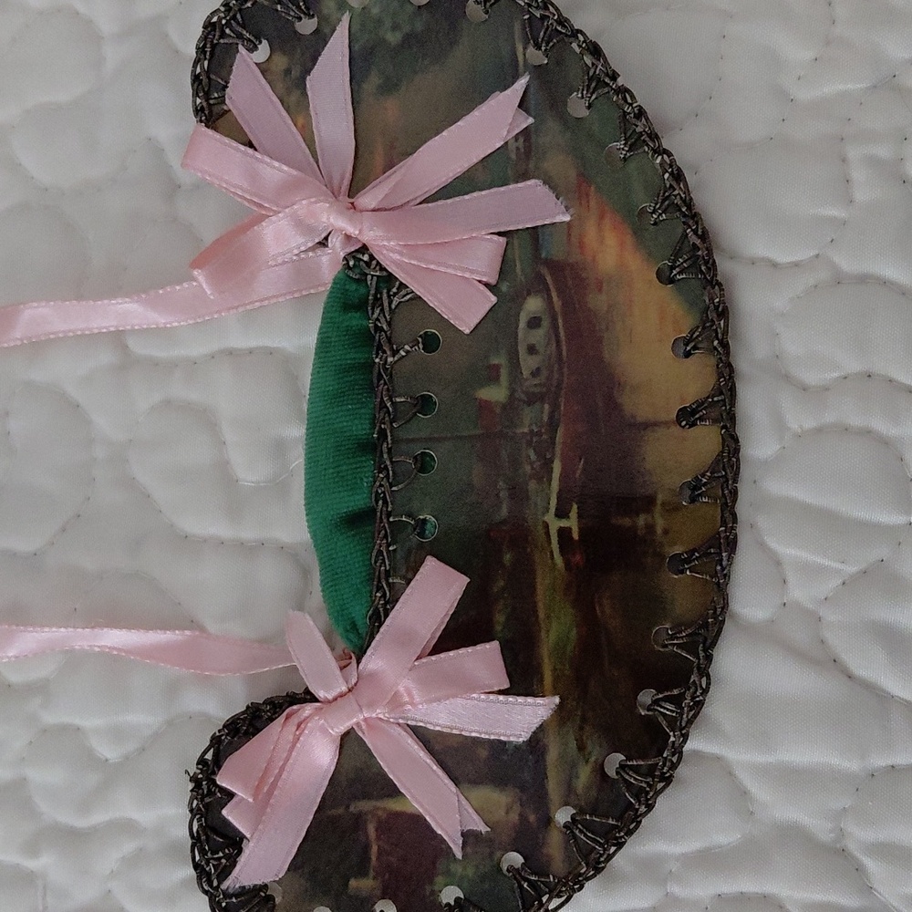 Vintage Style Decorative Canoe Pincushion with Pink Ribbons